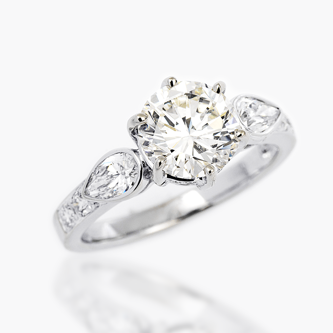 https://corsproxy.io/?url=https://www.barrysjewellers.com/media/catalog/product/8/6/86825_mar5114_copy.png