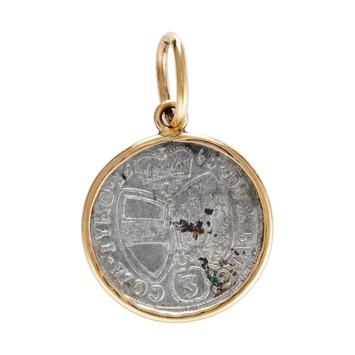 https://corsproxy.io/?url=https://www.barrysjewellers.com/media/catalog/product/c/2/c24-2.jpg
