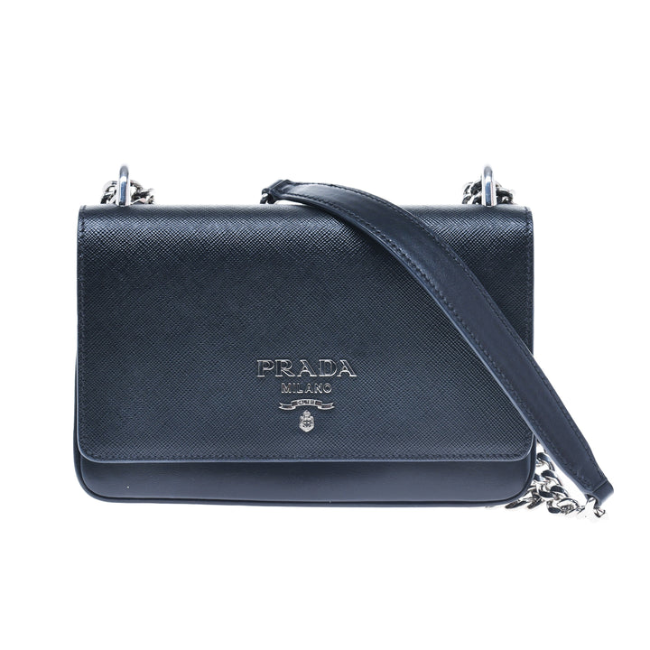 https://corsproxy.io/?url=https://www.barrysjewellers.com/media/catalog/product/b/a/barrysjewellers__pb1000_02.jpg