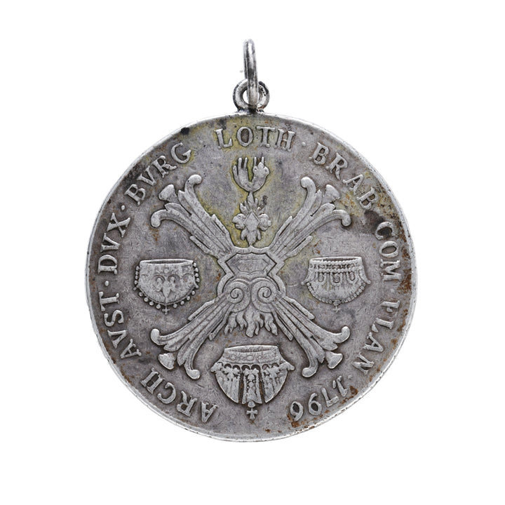 https://corsproxy.io/?url=https://www.barrysjewellers.com/media/catalog/product/c/2/c27-c-2.jpg