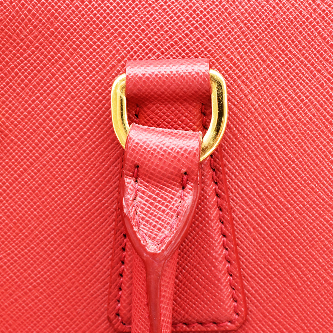 https://corsproxy.io/?url=https://www.barrysjewellers.com/media/catalog/product/b/a/barrysjewellers__pb1004_17.jpg