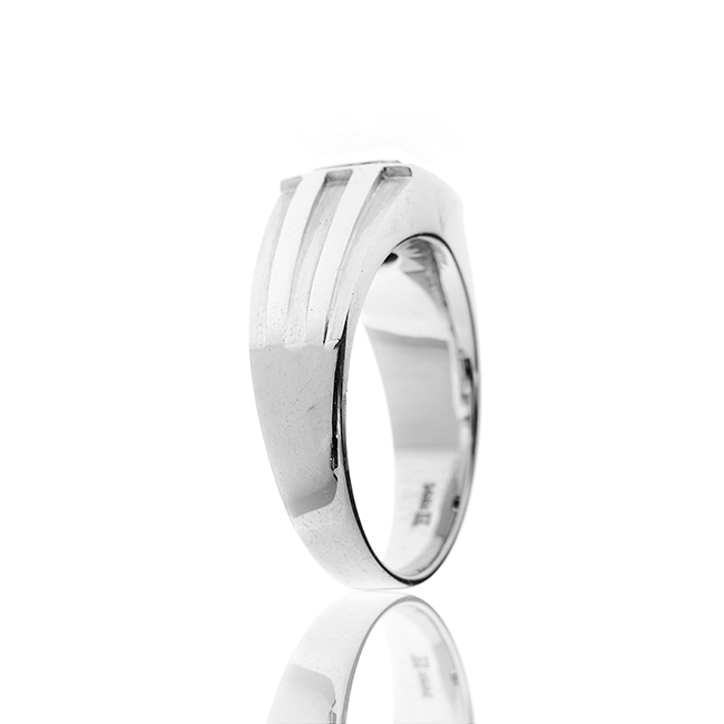 https://corsproxy.io/?url=https://www.barrysjewellers.com/media/catalog/product/6/4/64949_mar9298_1_1_1_1.png