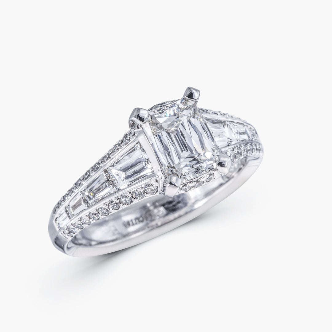 https://corsproxy.io/?url=https://www.barrysjewellers.com/media/catalog/product/7/9/79933-4_1.jpg