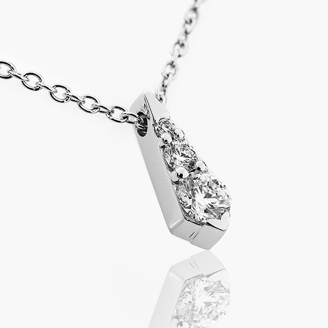 https://corsproxy.io/?url=https://www.barrysjewellers.com/media/catalog/product/8/9/89557_mar6107_copy_1.png