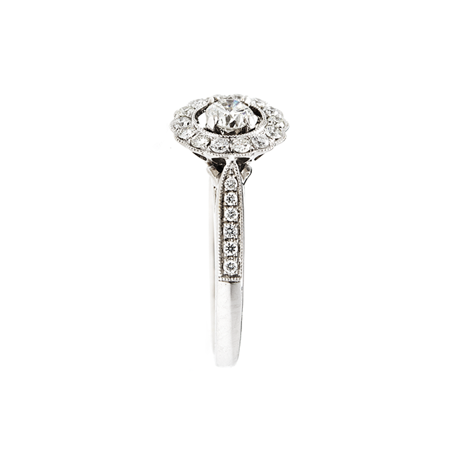 https://corsproxy.io/?url=https://www.barrysjewellers.com/media/catalog/product/8/5/85831cbb_3274_copy_1_1_1.png