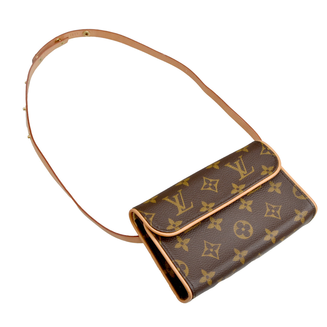 https://corsproxy.io/?url=https://www.barrysjewellers.com/media/catalog/product/b/a/barrysjewellers__lv1064_4.jpg