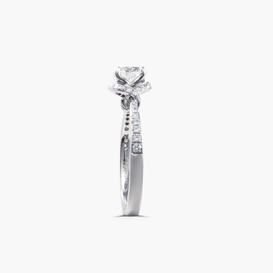 https://corsproxy.io/?url=https://www.barrysjewellers.com/media/catalog/product/c/o/code_82352-4_1.jpg