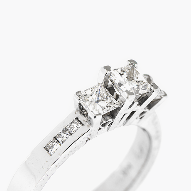 https://corsproxy.io/?url=https://www.barrysjewellers.com/media/catalog/product/9/4/94851_mar4561_copy_1.png