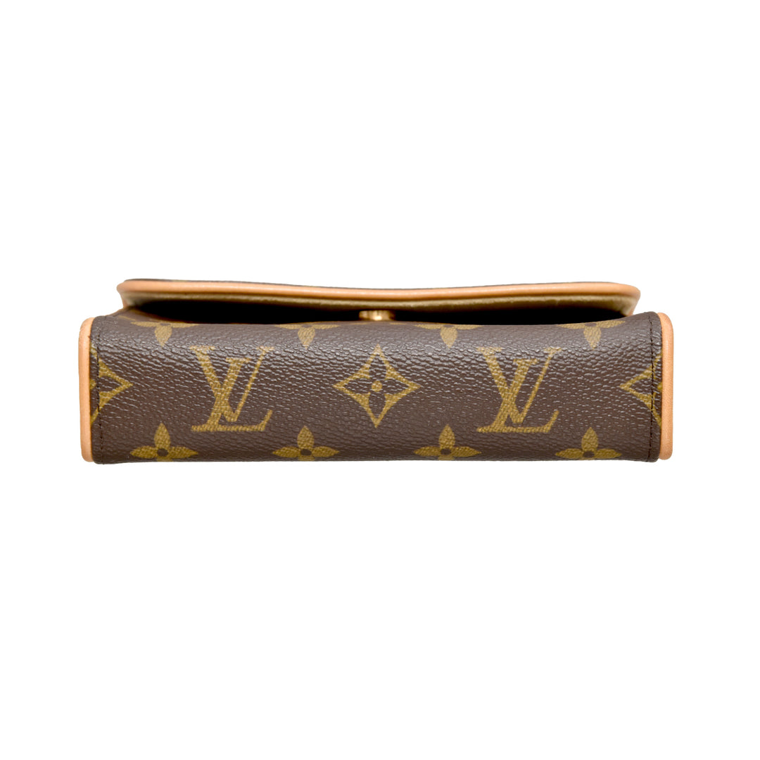 https://corsproxy.io/?url=https://www.barrysjewellers.com/media/catalog/product/b/a/barrysjewellers__lv1064_5.jpg