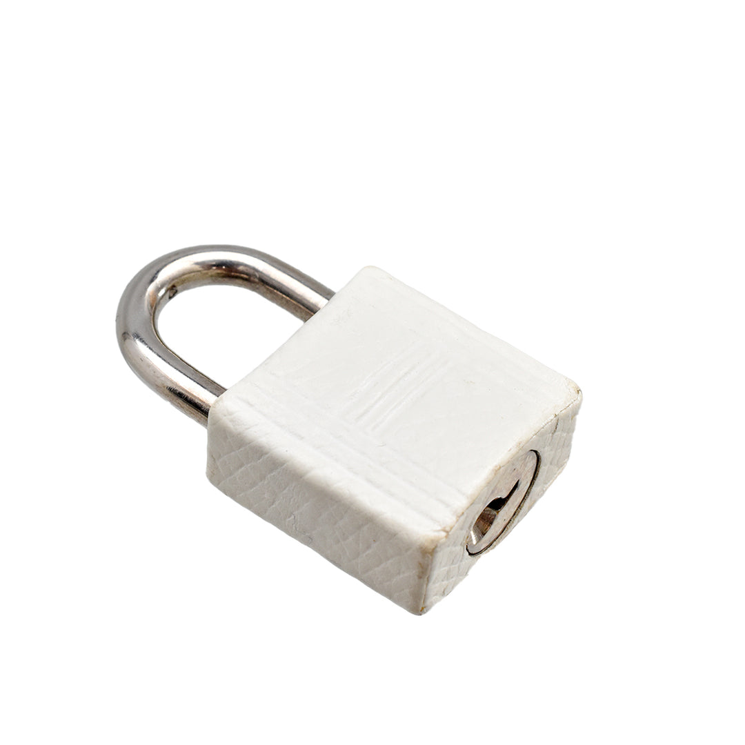 https://corsproxy.io/?url=https://www.barrysjewellers.com/media/catalog/product/b/a/barrysjewellers__hs1031_08.jpg