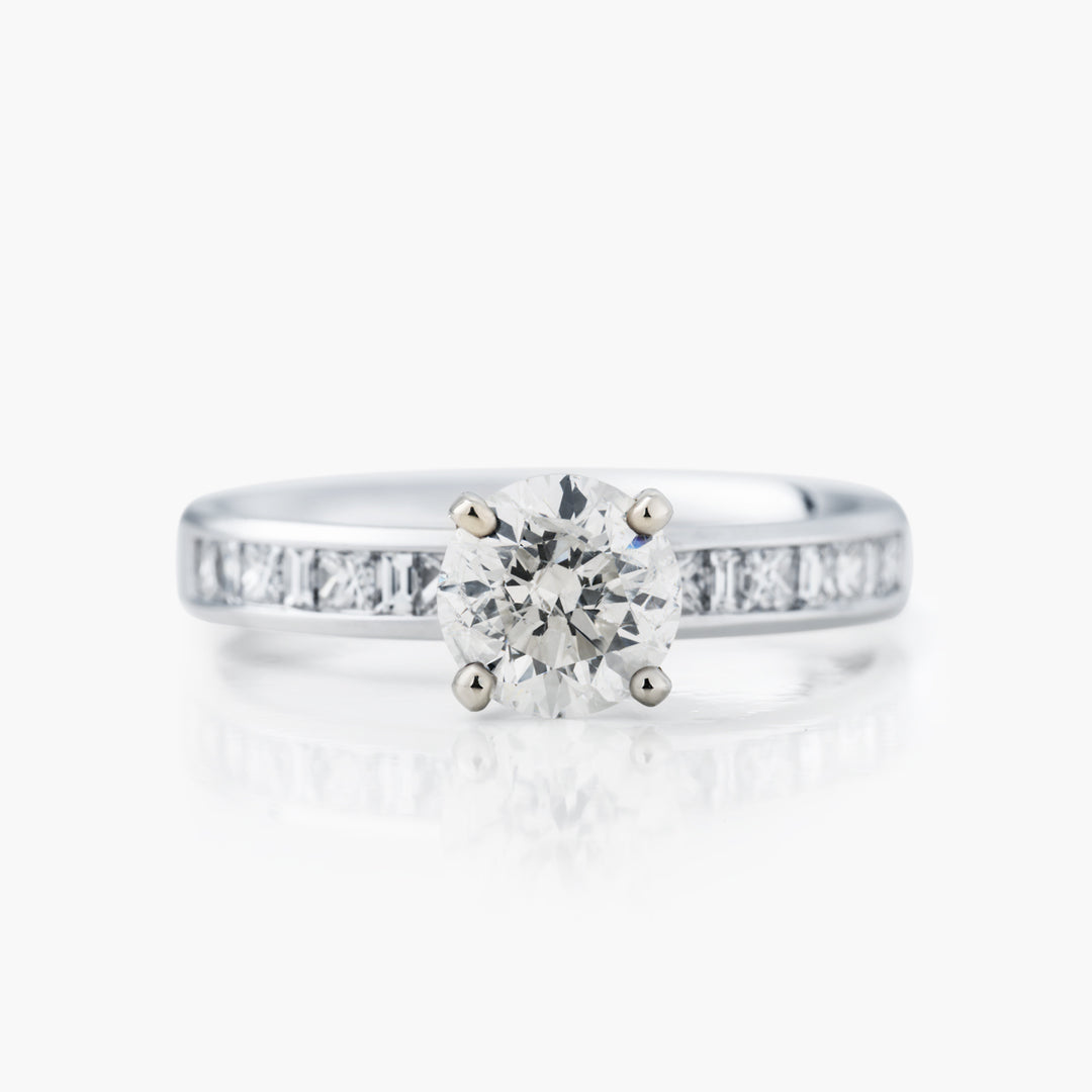 https://corsproxy.io/?url=https://www.barrysjewellers.com/media/catalog/product/8/9/89479-4_1.jpg