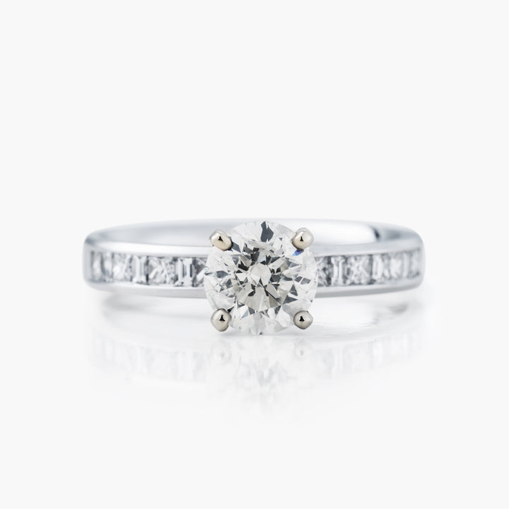 https://corsproxy.io/?url=https://www.barrysjewellers.com/media/catalog/product/8/9/89479-4_1.jpg