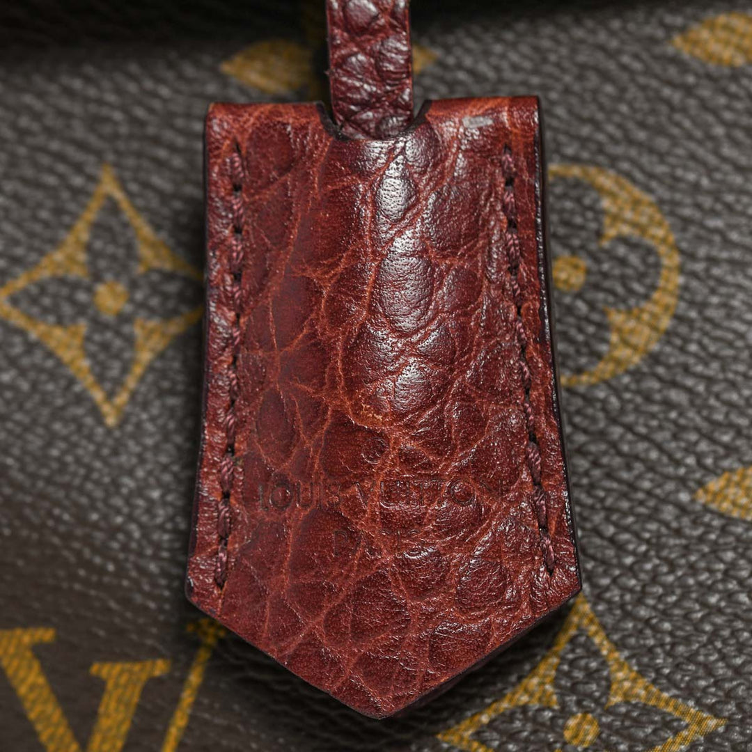 https://corsproxy.io/?url=https://www.barrysjewellers.com/media/catalog/product/1/3/13_22.jpg