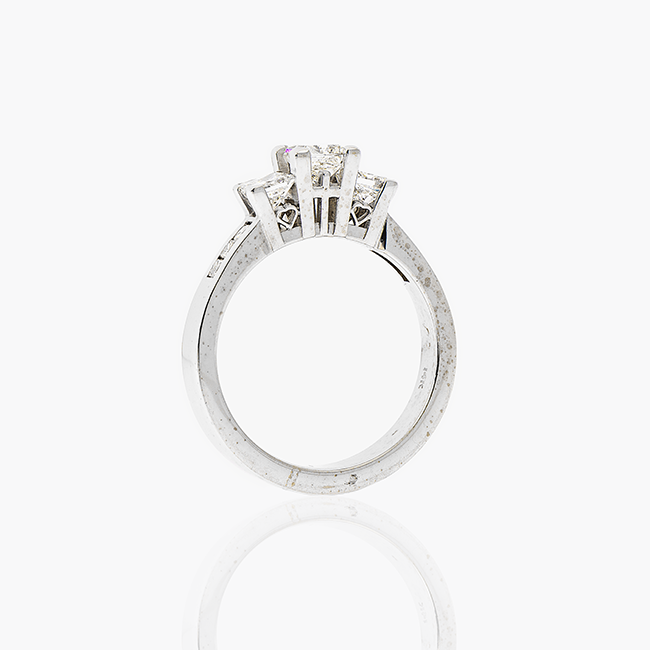 https://corsproxy.io/?url=https://www.barrysjewellers.com/media/catalog/product/9/4/94851_mar4535_copy_1.png