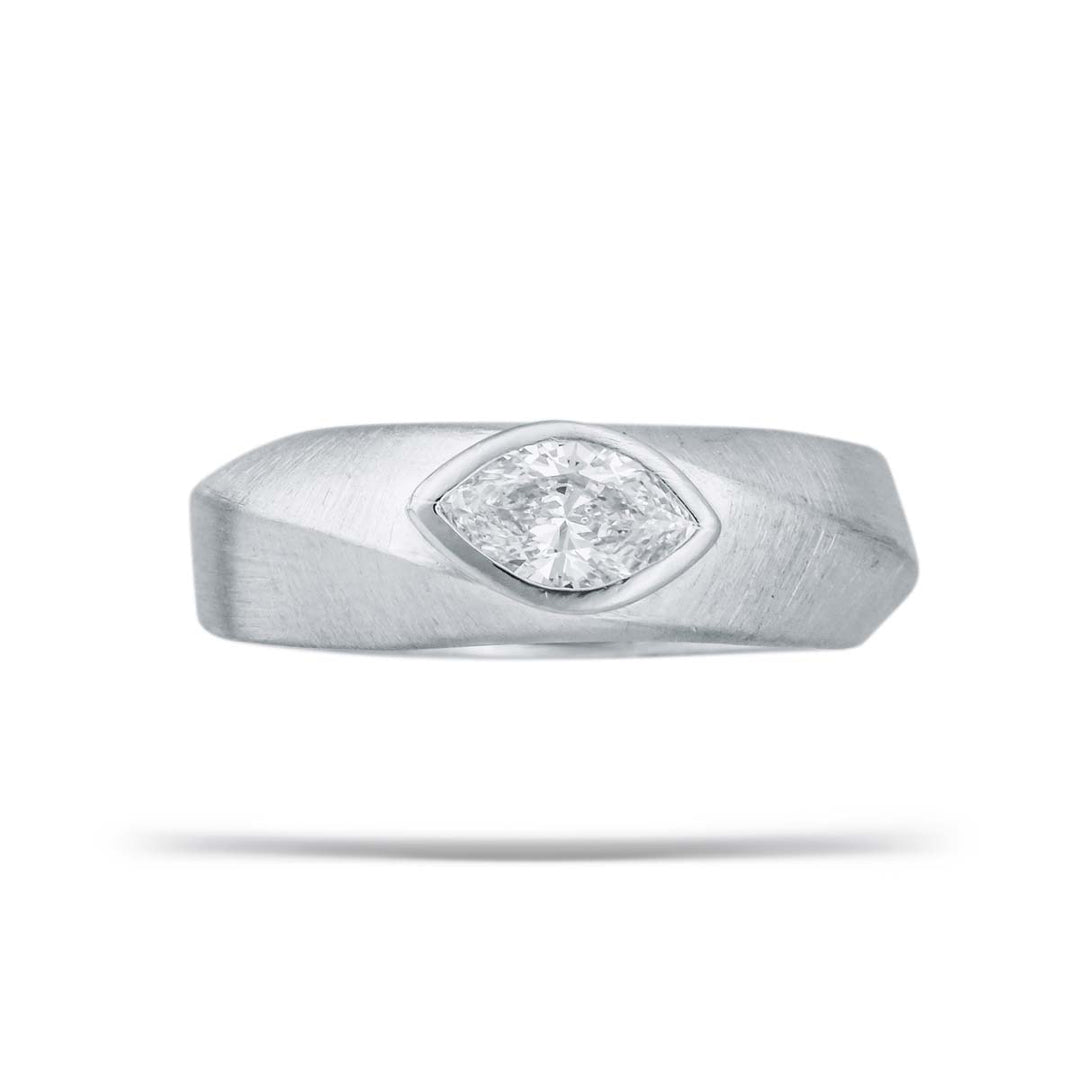 https://corsproxy.io/?url=https://www.barrysjewellers.com/media/catalog/product/9/4/94785_2_1_1.jpg