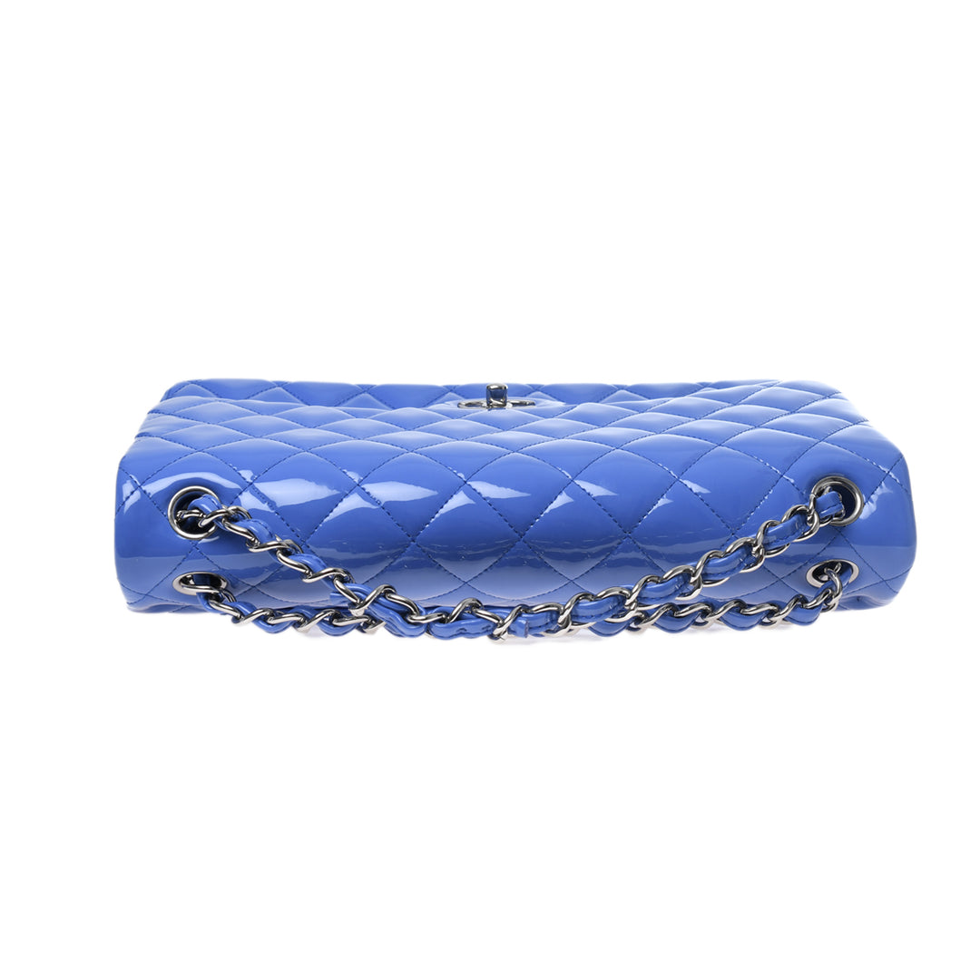 https://corsproxy.io/?url=https://www.barrysjewellers.com/media/catalog/product/b/a/barrysjewellers__chanel341_7.jpg