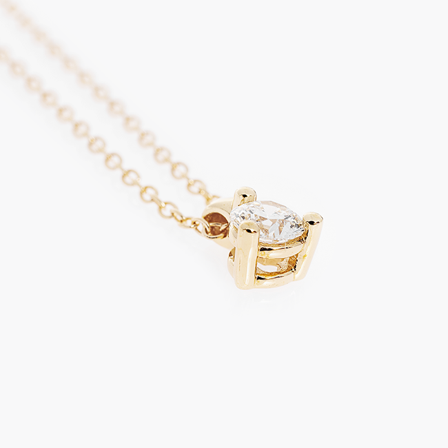 https://corsproxy.io/?url=https://www.barrysjewellers.com/media/catalog/product/8/7/87067_mar1728_copy.png