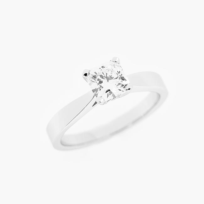 https://corsproxy.io/?url=https://www.barrysjewellers.com/media/catalog/product/8/2/82320_mar5625_copy_1.png