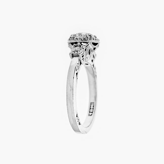 https://corsproxy.io/?url=https://www.barrysjewellers.com/media/catalog/product/7/2/72479_mar8824_copy_1_1.png