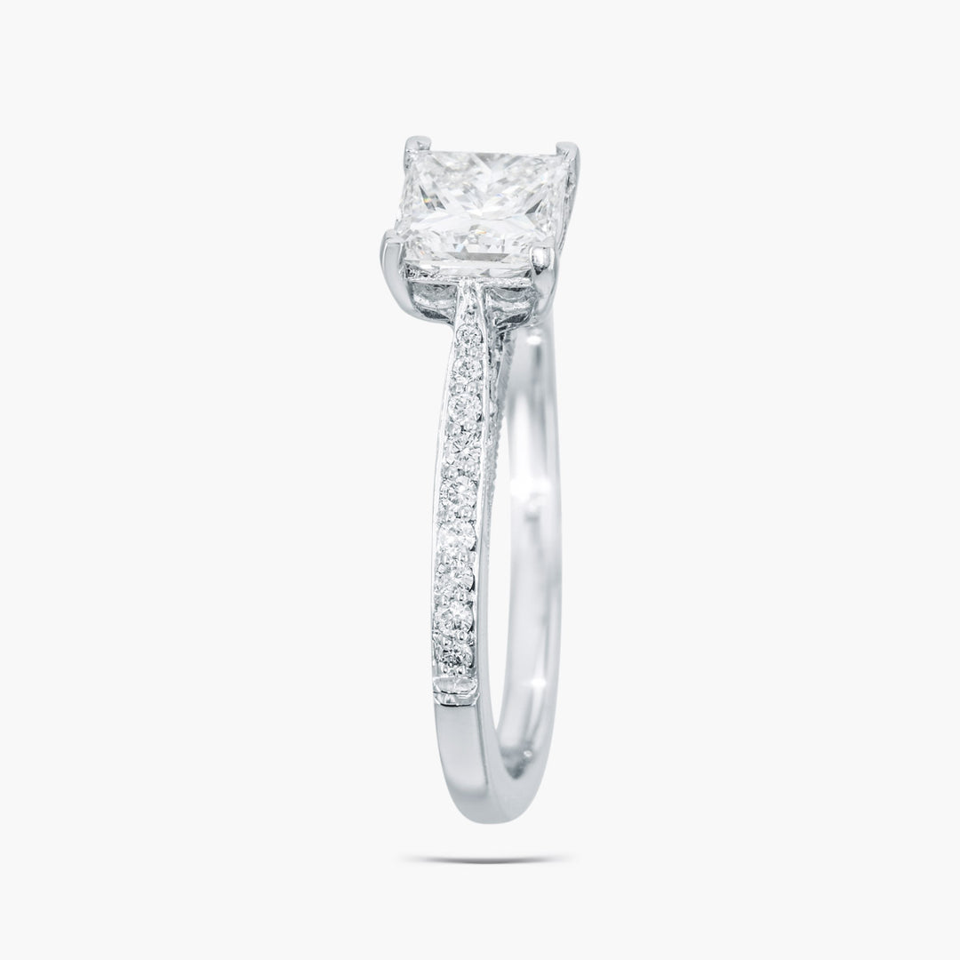 https://corsproxy.io/?url=https://www.barrysjewellers.com/media/catalog/product/7/7/77154-3_1.jpg