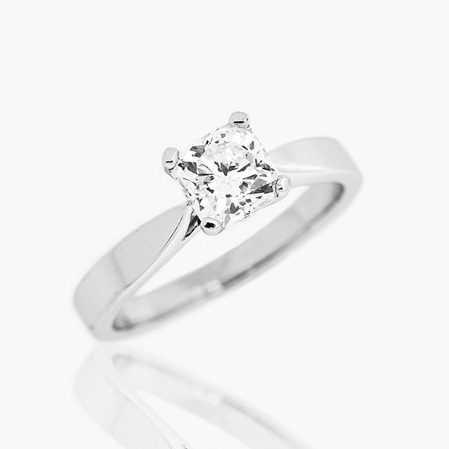 https://corsproxy.io/?url=https://www.barrysjewellers.com/media/catalog/product/8/2/82321_mar7571_copy_1_1.png