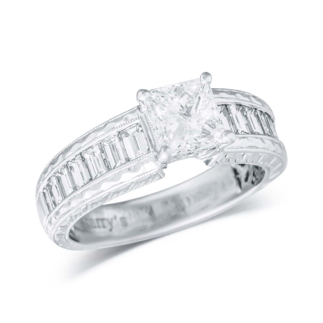 https://corsproxy.io/?url=https://www.barrysjewellers.com/media/catalog/product/7/9/79020_1.jpg