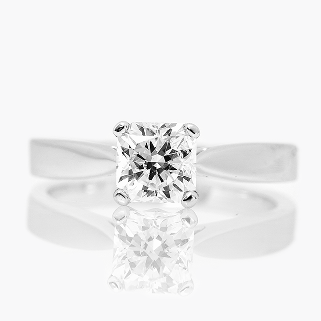 https://corsproxy.io/?url=https://www.barrysjewellers.com/media/catalog/product/8/2/82321_mar7539_copy_1_1.png
